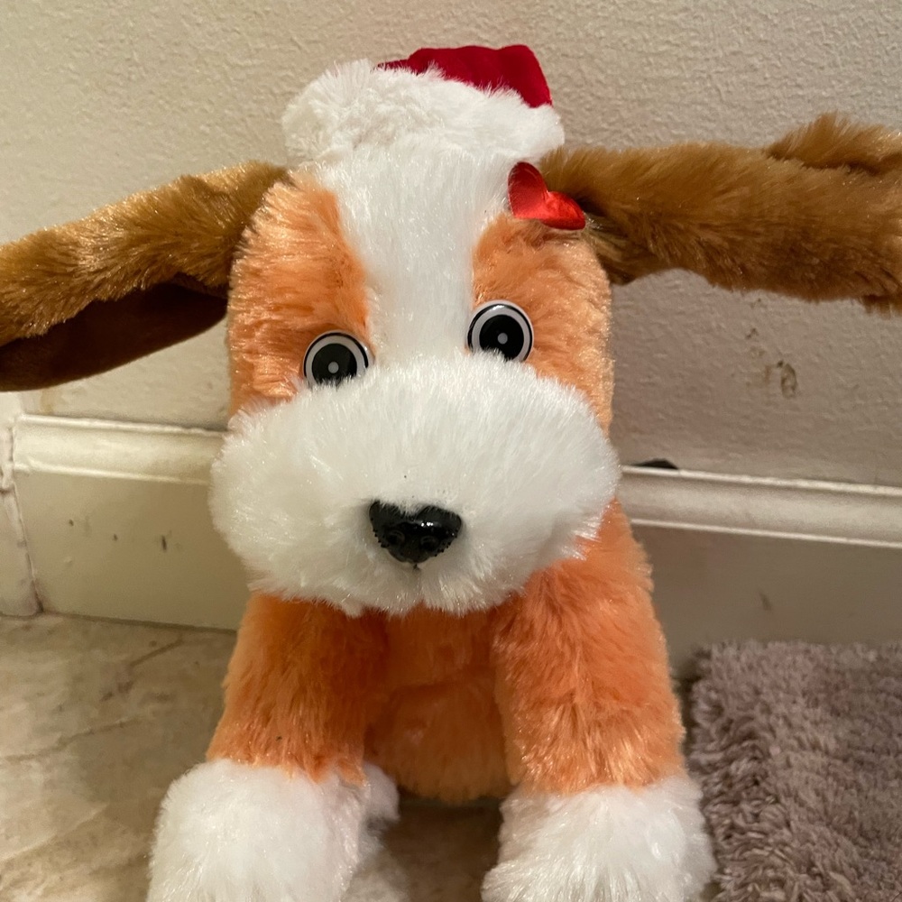 Sing Christmas dog